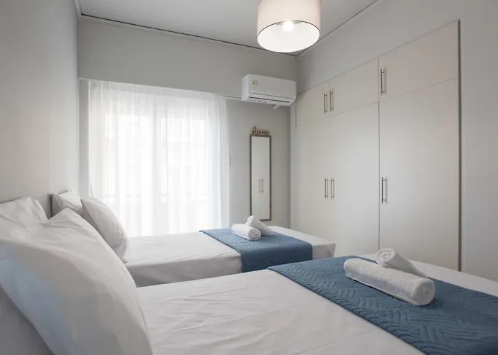 Central Spacious Apt Close To Port-Sites W/View 2