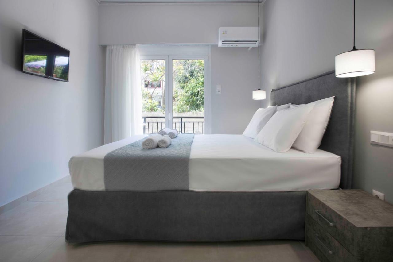 Spacious Close To Port-sites W/view 2 Appartement